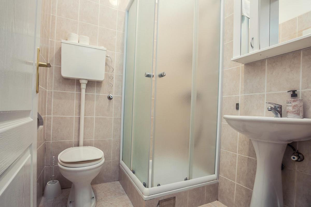 Albergue Prenociste Sport Ada Exterior foto